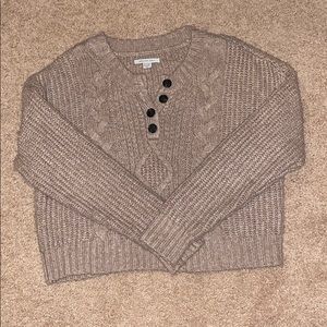 Super Cute and Soft AE Sweater ✨